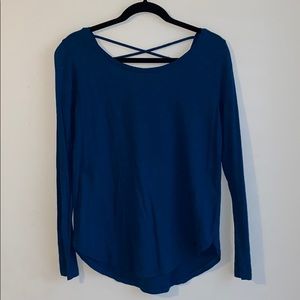 Women’s Hollister must have collection top